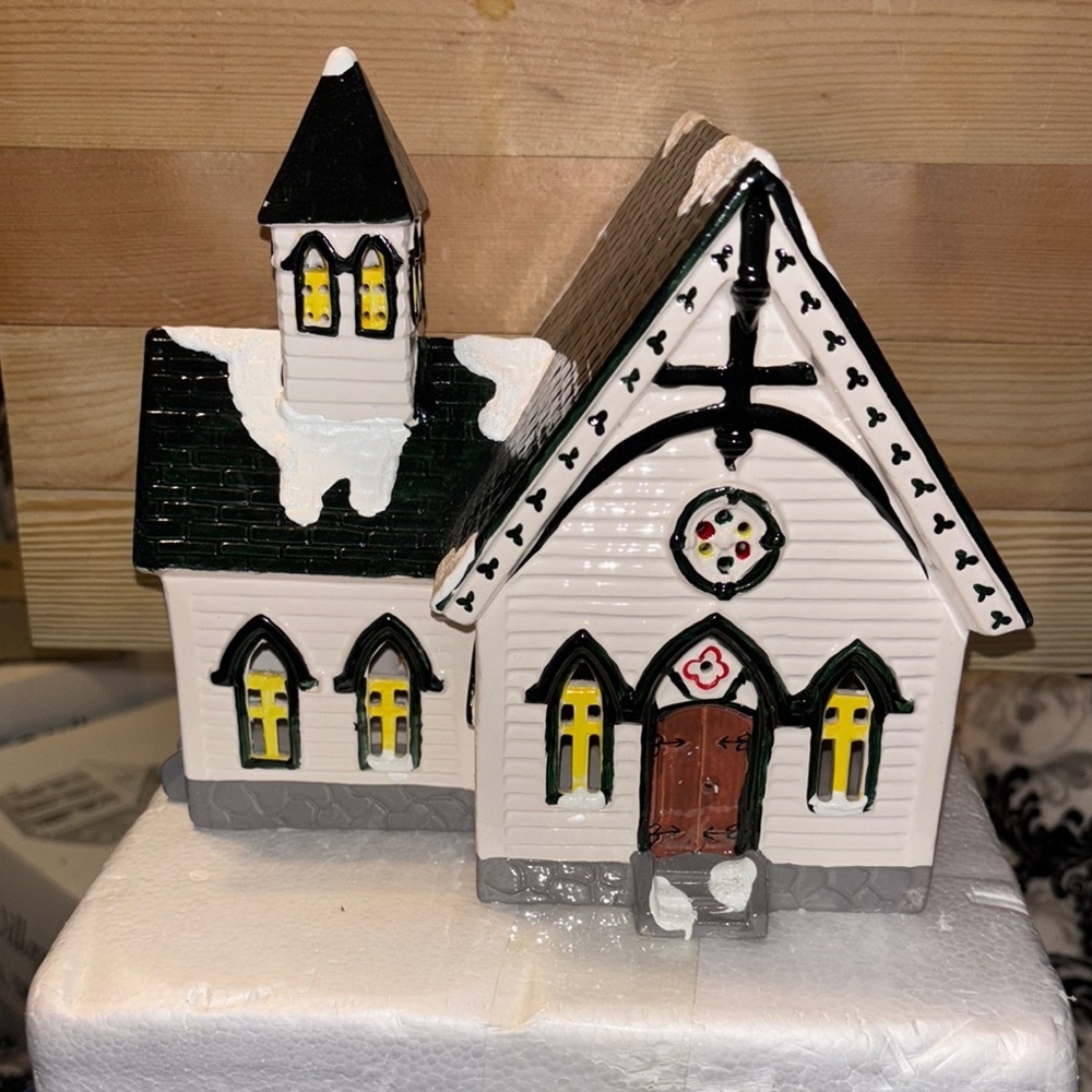 Department 56 Church of the Open Door